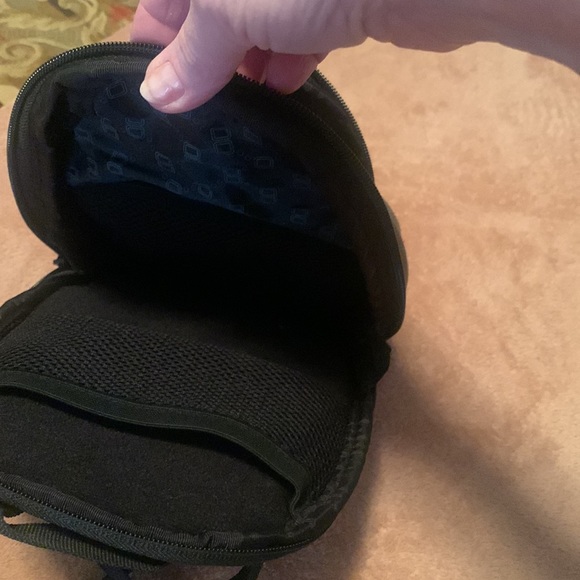 Game console camera backpack. - Picture 3 of 4